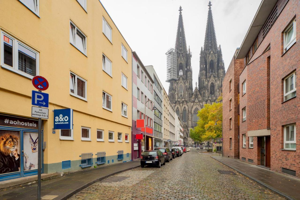 Hotel a&o Köln Dom Exterior foto