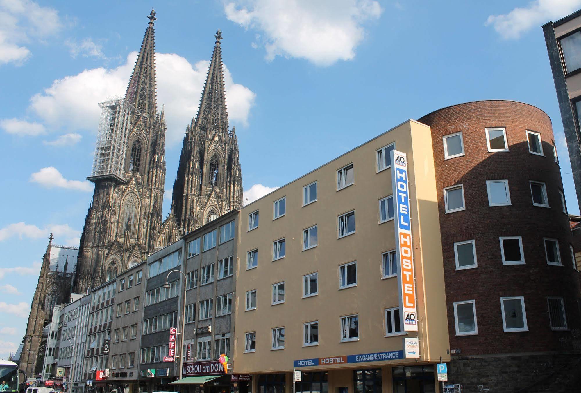 Hotel a&o Köln Dom Exterior foto